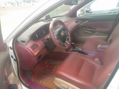 A picture of NEATLY USED 2009 MODEL HONDA ACCORD EAGLE SPIRIT Absolutely nothing
