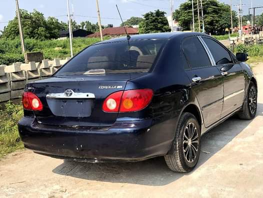 A picture of A super clean Nigeria used toyota Corolla LE 2004 model