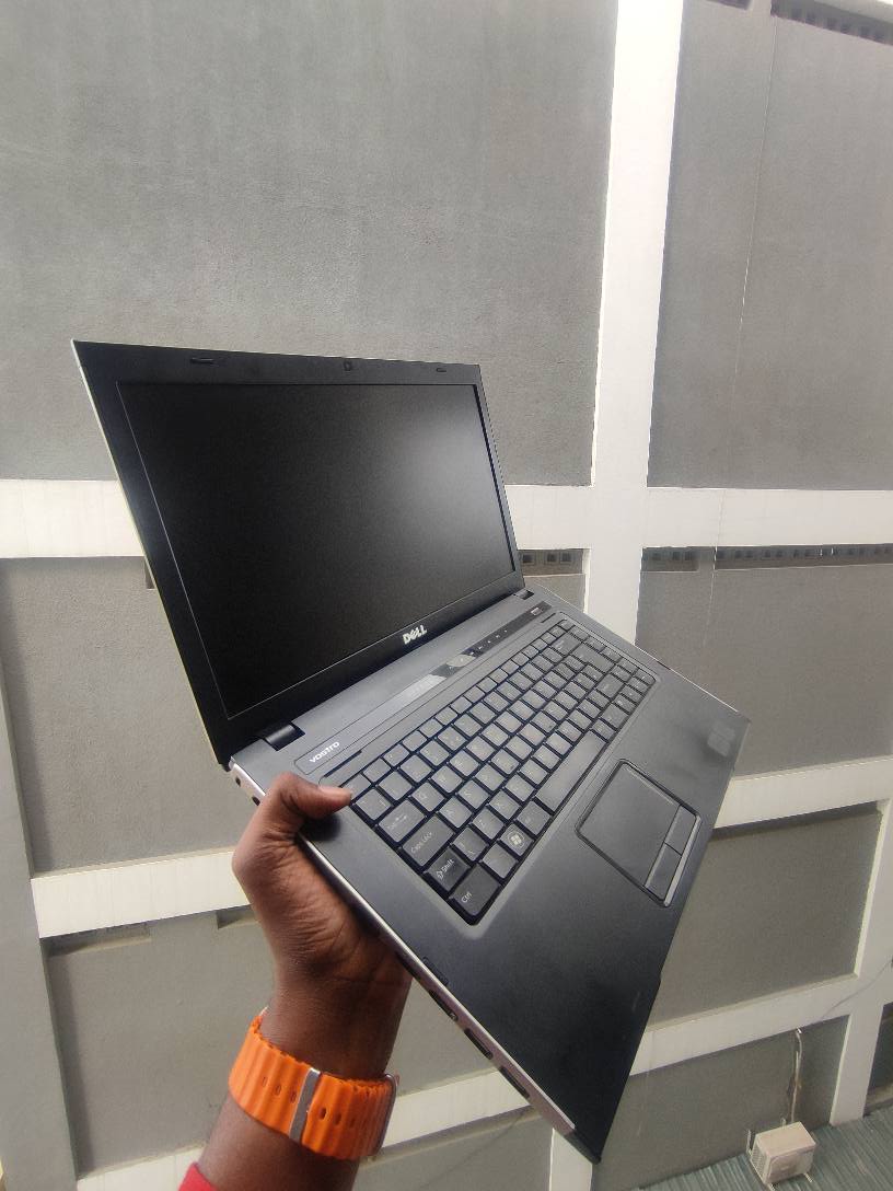 A picture of Dell vostro Processor Intel core i3 Ram 8gb Hdd 500gb