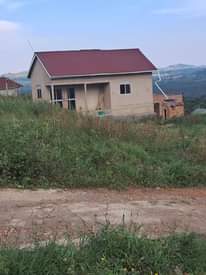A picture of House for sale in Kakiri town