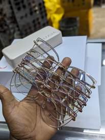 A picture of miwani ya frem