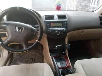 A picture of Clean 2005 Honda Accord Registered Ac fabric 4plugs