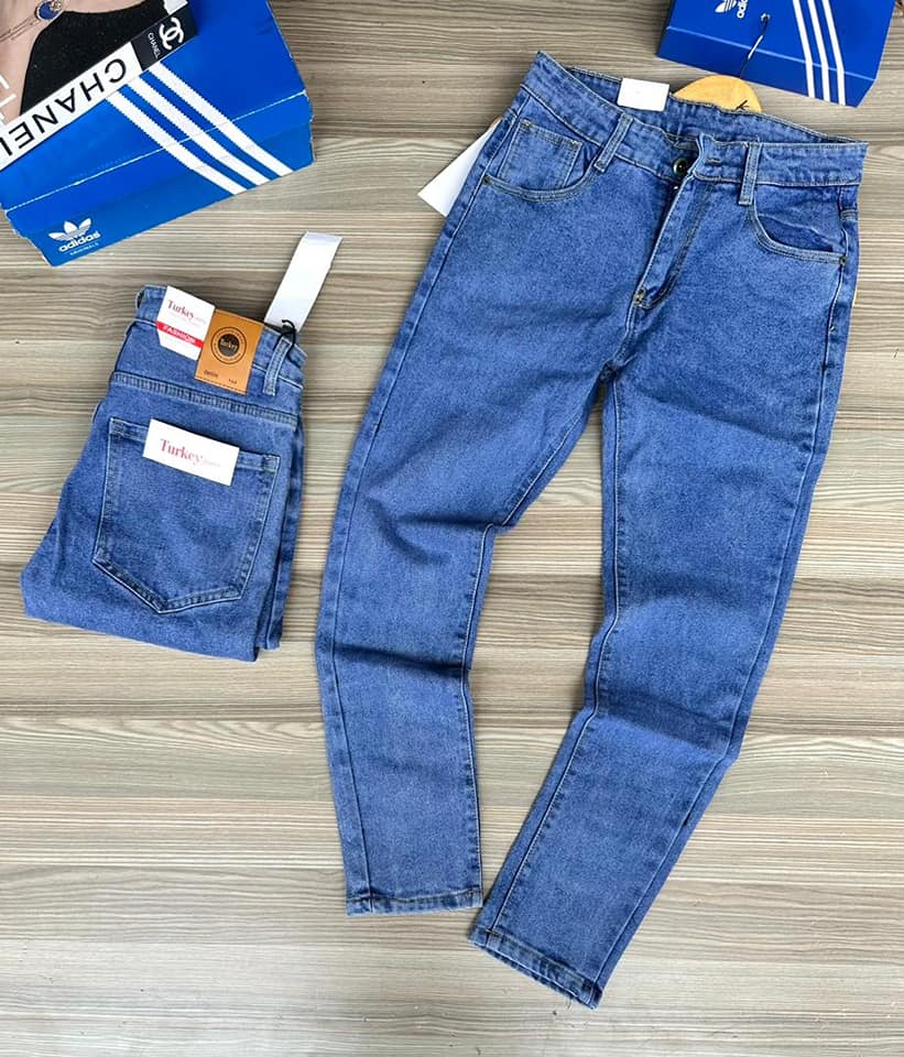 A picture of Plain fashion jeans