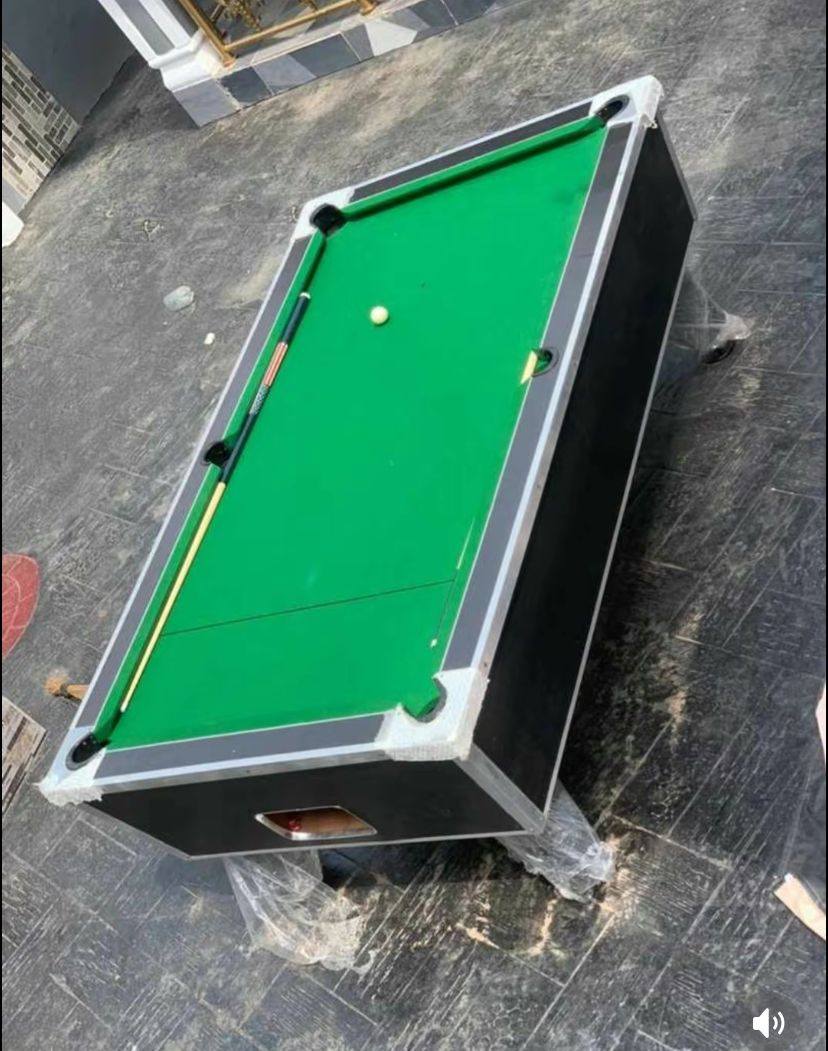 A picture of Professional coin operated marble display snooker table