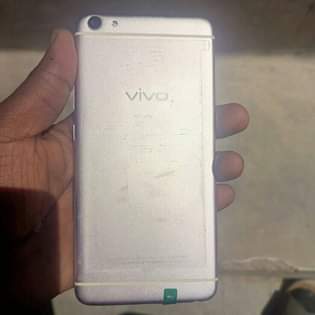 A picture of vivo x7 plus