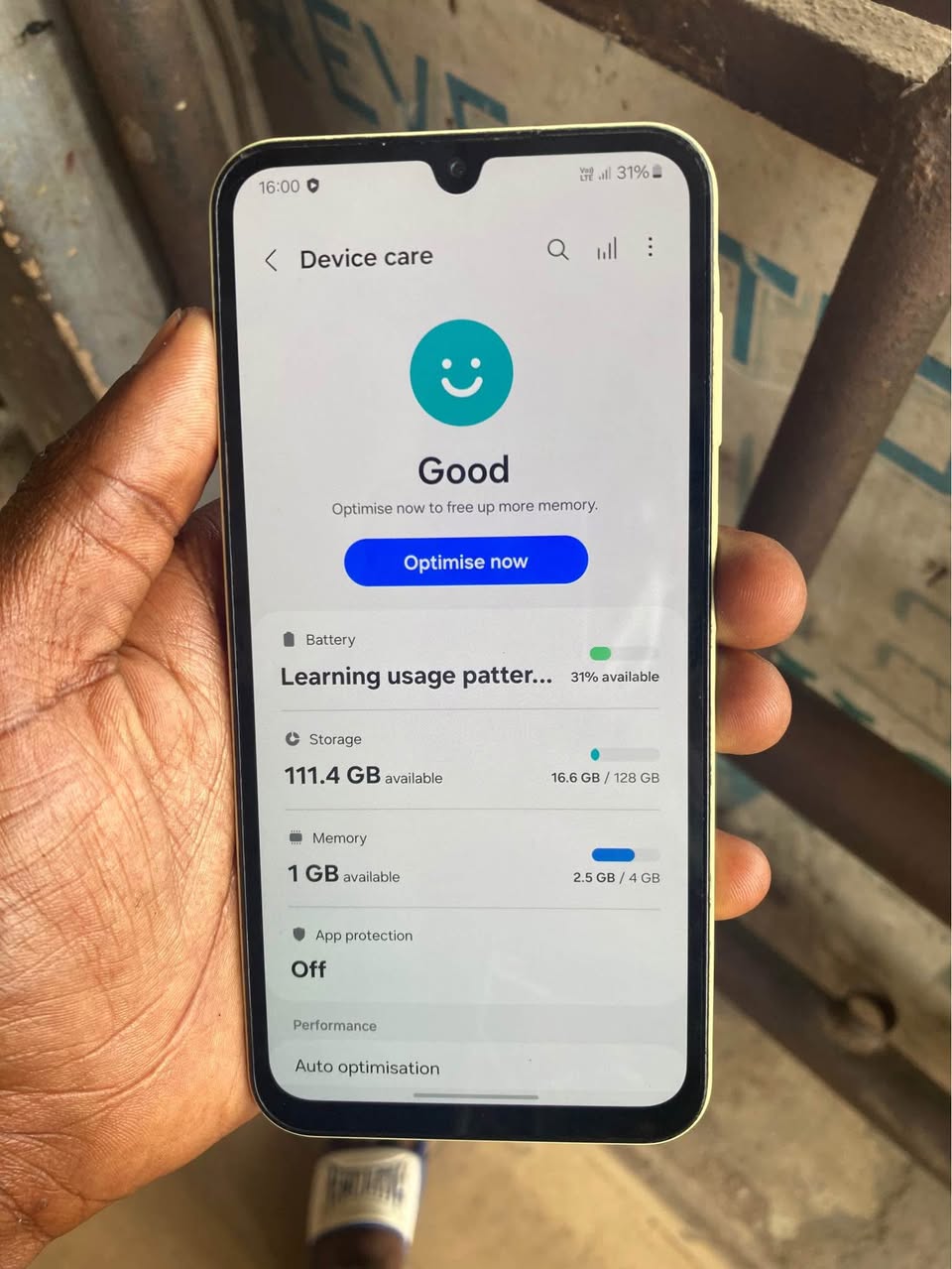 A picture of Samsung galaxy a15 4 4 8gb ram 128gb 5000 side