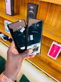A picture of Apple iPhone x plain accessible now premium dubai used