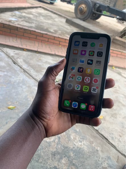 A picture of iPhone XR for sale