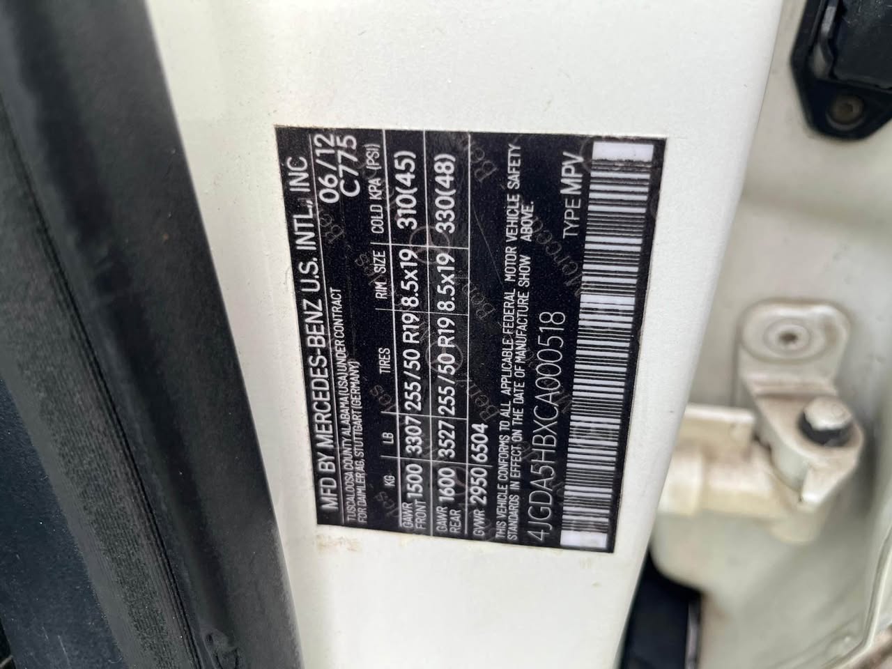 A picture of Mercedes Benz ML350 2012 model Registered Nothing to fix Price