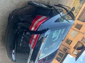 A picture of Toks standard 2014 15 breed Toyota Avalon ready for new