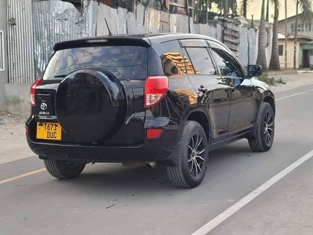A picture of Toyota RAV4 Miss Tz