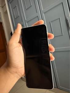 A picture of Samsung z Flip 3