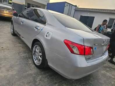 A picture of REGISTERED 2008 LEXUS ES350 Barley Used SunRoof Thumbstart Navigation System