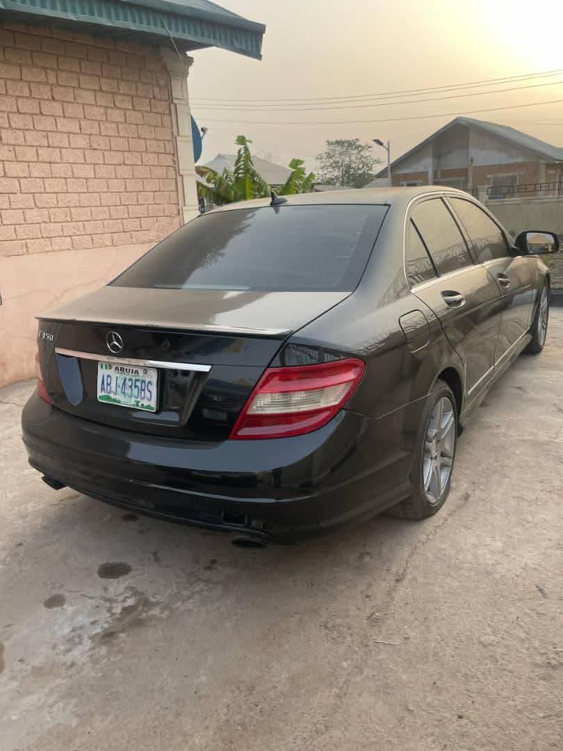 A picture of Benz 350 fomatic