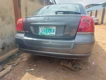 A picture of Toyota avensis 2005 model first body MANUAL DRIVE