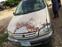 A picture of Nigeria used Toyota sienna 2002 First body Engine is tapping
