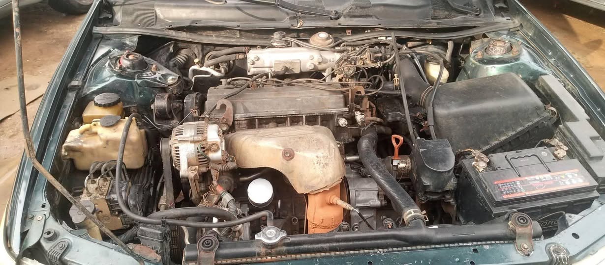 A picture of 2000 Toyota camry