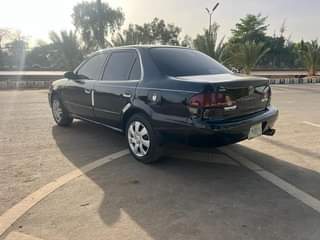 A picture of Corolla 2000