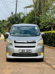 A picture of Toyota Noah UBQ 2009 model petrol engine on sale at
