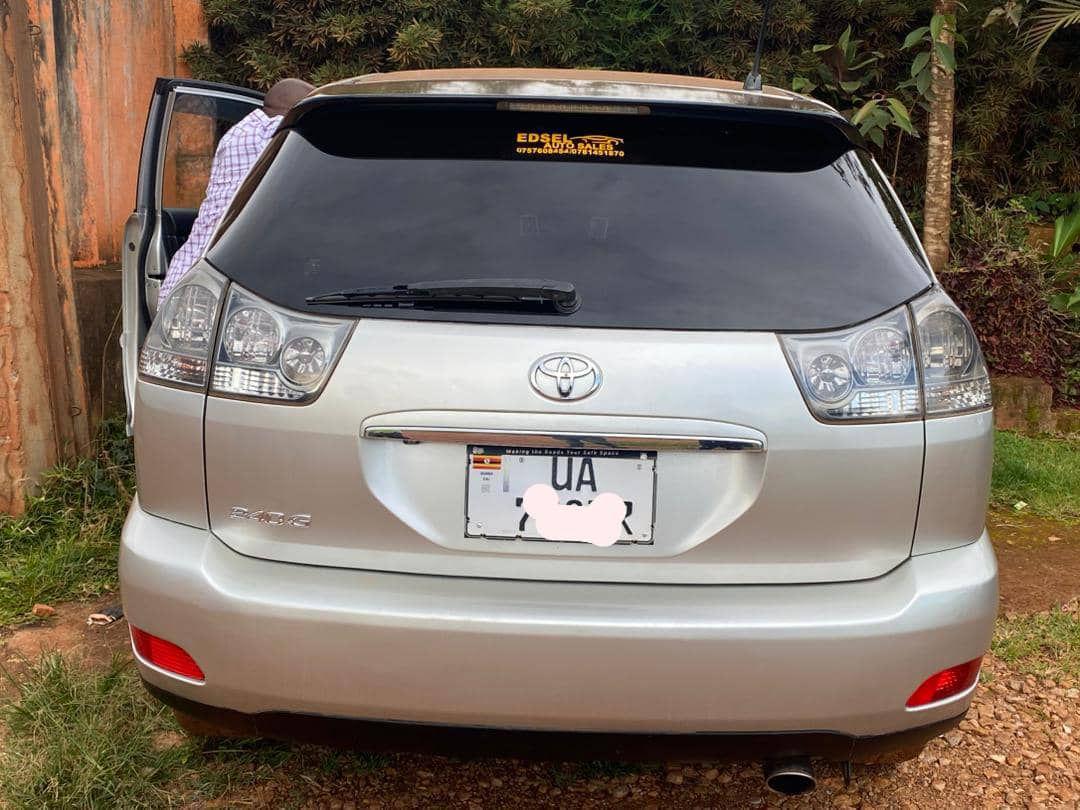 A picture of TOYOTA HARRIOR