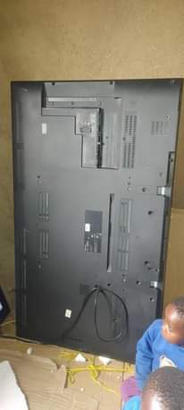 A picture of Tv nch 24 . Nch 43 nch 58 nch 60
