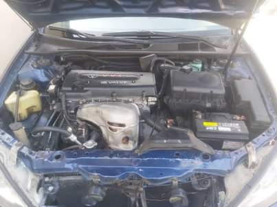 A picture of 2004 Toyota Camry With sound engine and gear Flashed body
