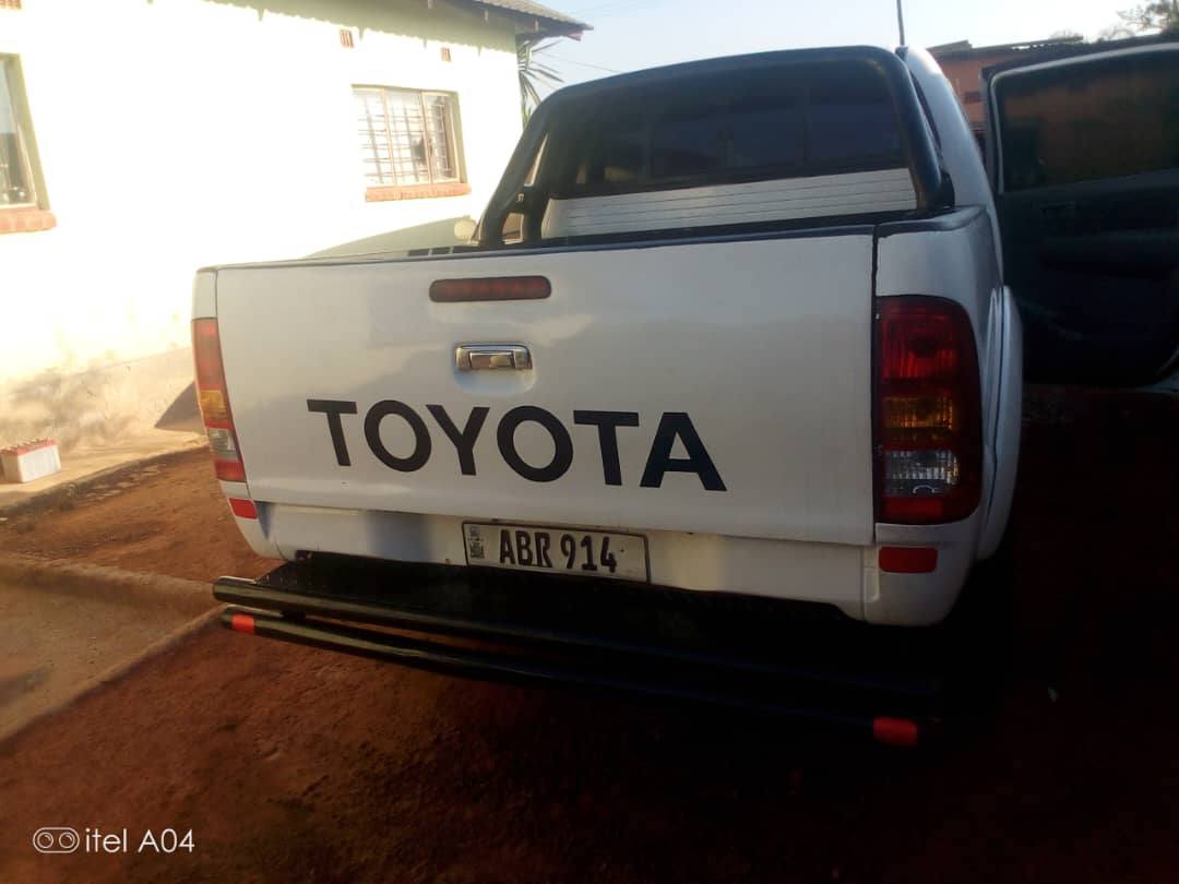 used toyota hilux