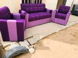 A picture of sofa mpya