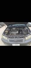 A picture of Toyota Camry 2001 V6