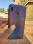 A picture of Samsung A40