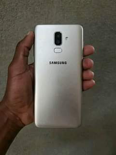 A picture of samsung j8
