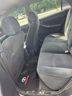 A picture of 2005 Toyota Corolla Buy nd drive Every thing is working