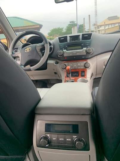 A picture of 2009 Toyota Highlander Highlander