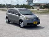 A picture of Nissan note