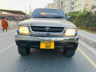 A picture of TOYOTA HILUX PICK UP BEI MILLION 26 5