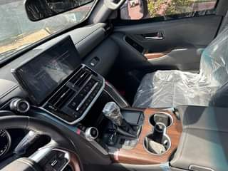 A picture of Land cruiser 2023 model brand new