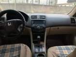 A picture of Honda Accord 2004