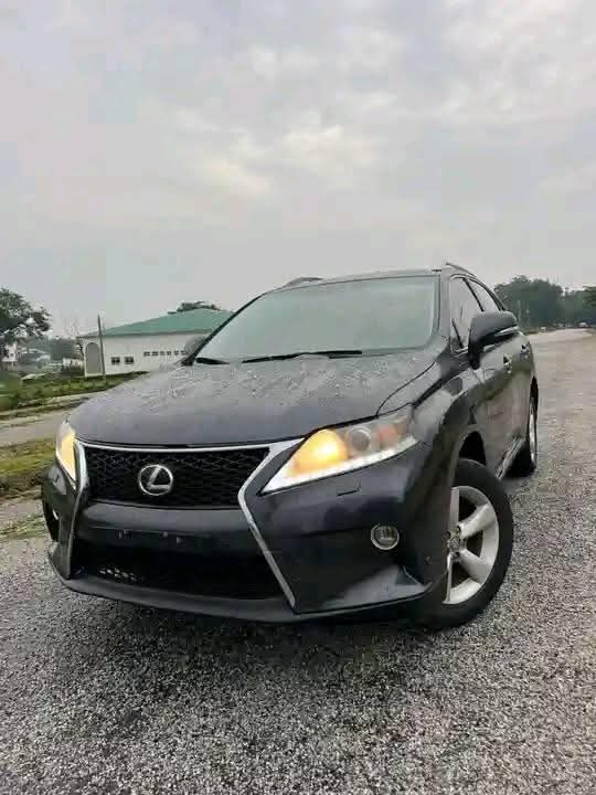 A picture of NGN18 500 000 RX350 2011 Model