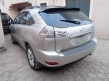 A picture of Register 05 Lexus RX 330