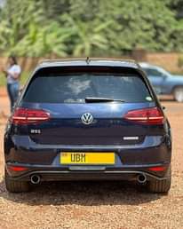 A picture of VOLKSWAGEN GTI 2016
