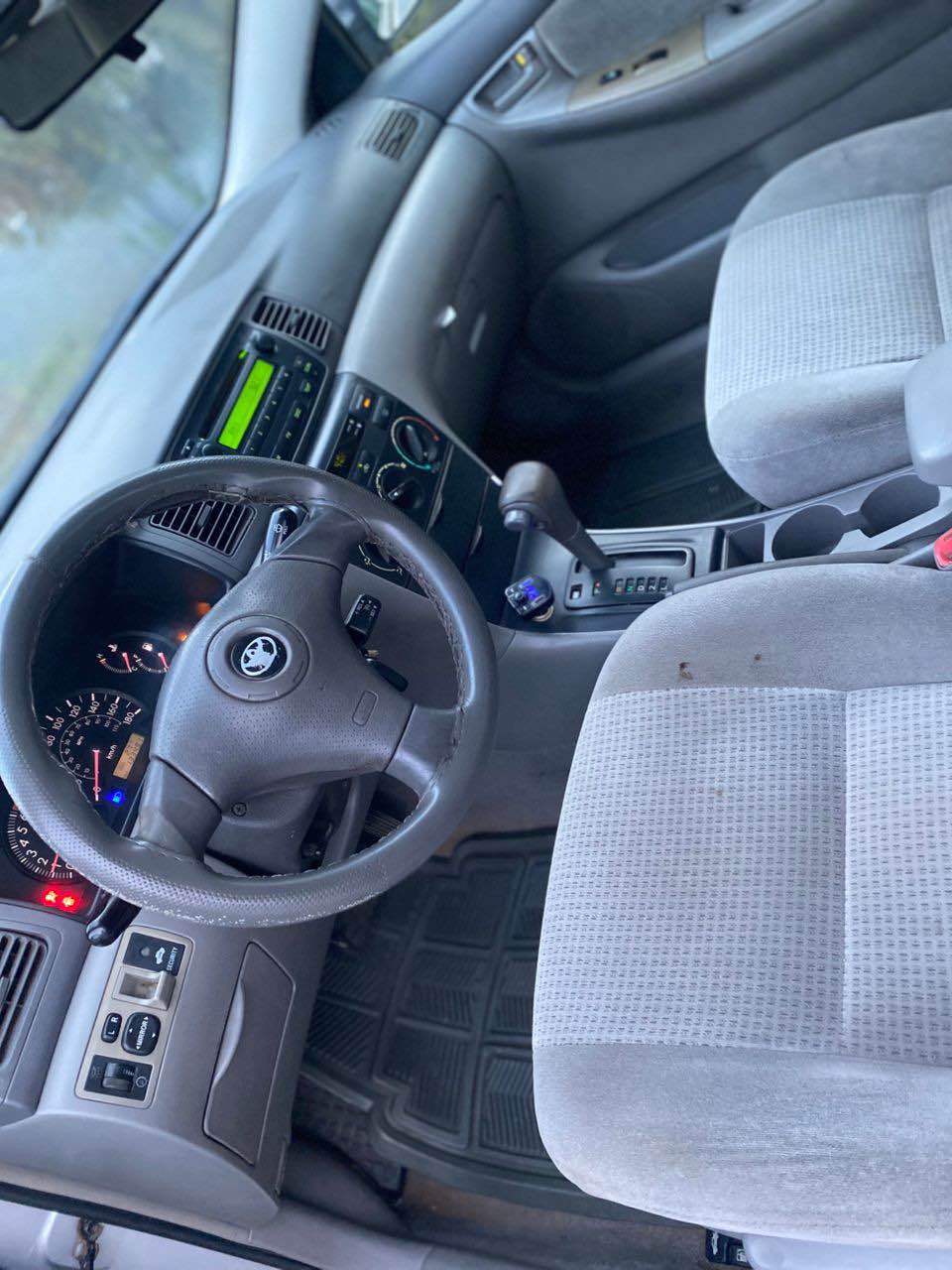 A picture of TOYOTA COROLLA