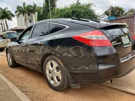 A picture of Extremely super sharp Honda Crosstour 2011 Model Good performance complete