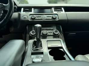 A picture of NEW ENTRY Range Rover Sport 2012 model Luxury edition PRICE