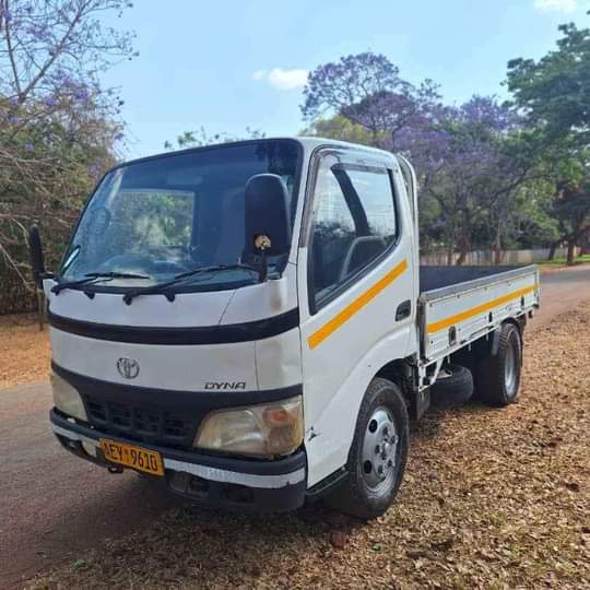 toyota dyna