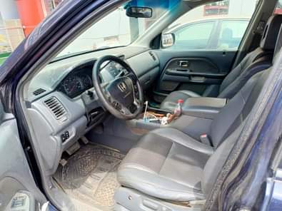 A picture of SUPER CLEAN HONDA PILOT 2005 MODEL GOING FOR 2 7M