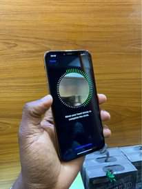 A picture of iPhone Xs max