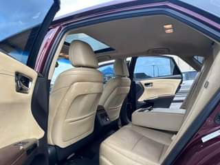 A picture of Toyota Avalon XLE