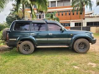 A picture of Land Cruiser VX 1hd engine 4.2L diesel 22m Call 0743795001