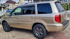 A picture of Honda pilot 2005 used For sale Price 1 7 Location
