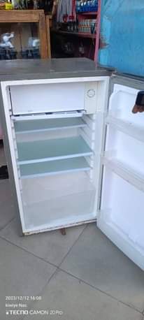 A picture of Friji kali kampuni Pinetech lina gandisha na kupooza